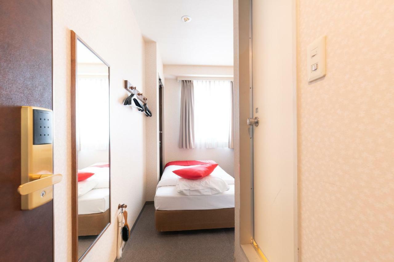 Hotel U-Nus Osaka Exterior photo